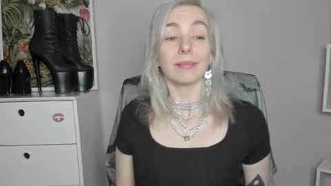 Anne online show from 06-23-26, 06:33