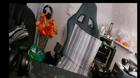 Snapshot of freecamdick chatting on 01-07-25, 06:27 freecamdick online show from 01-07-25, 06:27