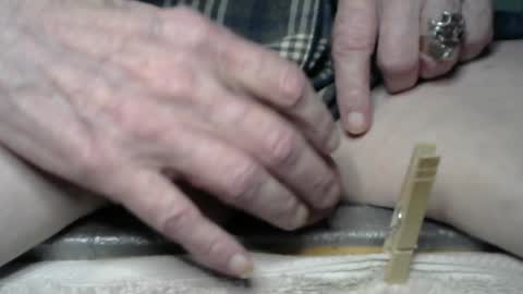 I am a total slave slut. I would like to have multiple owners to use me every day. online show from 12-11-24, 01:37