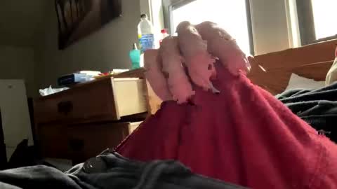 Snapshot of freezeskiii chatting on 11-18-25, 07:51 freezeskiii online show from 11-18-25, 07:51