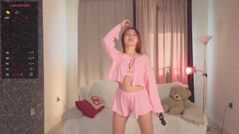 Emmy online show from 09-12-25, 12:27