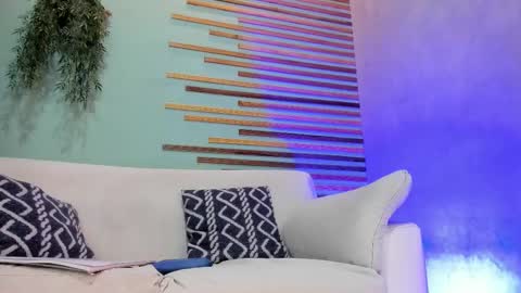 Xavier online show from 11-21-25, 07:45