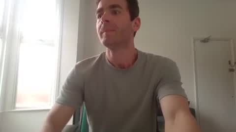 Snapshot of frenchbdmaninlondon chatting on 05-19-26, 01:39 Horny Paul online show from 05-19-26, 01:39