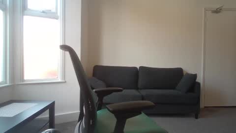 Snapshot of frenchbdmaninlondon chatting on 05-27-26, 01:41 Horny Paul online show from 05-27-26, 01:41