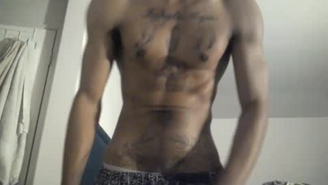 Snapshot of frenchchocolate310 chatting on 12-27-24, 01:11 frenchchocolate310 online show from 12-27-24, 01:11