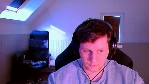 French fries online show from 11-06-25, 01:45