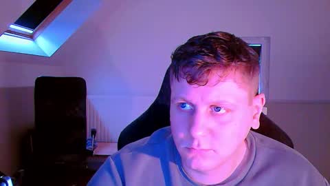 French fries online show from 11-11-25, 02:06