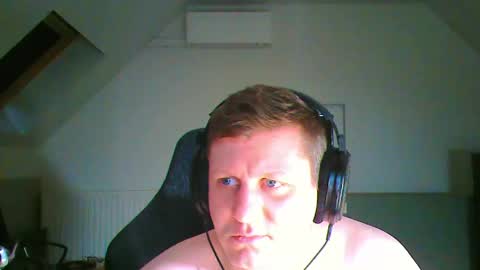 Snapshot of frenchfrieswithmayo chatting on 05-10-26, 07:08 French fries online show from 05-10-26, 07:08