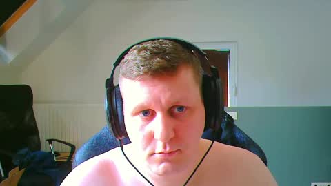 Snapshot of frenchfrieswithmayo chatting on 05-30-26, 11:51 French fries online show from 05-30-26, 11:51