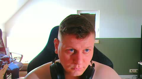 Snapshot of frenchfrieswithmayo chatting on 06-13-26, 12:58 French fries online show from 06-13-26, 12:58