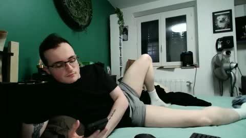 Ian online show from 02-25-26, 12:37