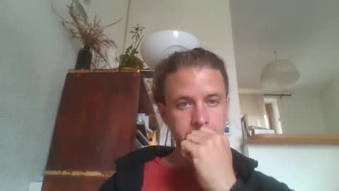 frenchyshy_ online show from 04-13-26, 10:21