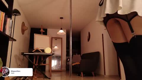Snapshot of fresatanica chatting on 05-16-26, 12:29 Vale online show from 05-16-26, 12:29
