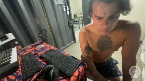 Snapshot of freshboy4512 chatting on 04-17-26, 04:37 FreshBoy online show from 04-17-26, 04:37