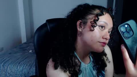 Snapshot of freud_x_louise1 chatting on 12-06-24, 05:20 Louise  online show from 12-06-24, 05:20