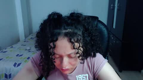 Snapshot of freud_x_louise1 chatting on 03-01-25, 05:42 Louise  online show from 03-01-25, 05:42