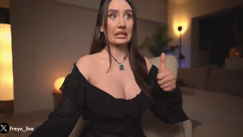 Freya online show from 03-01-25, 07:48