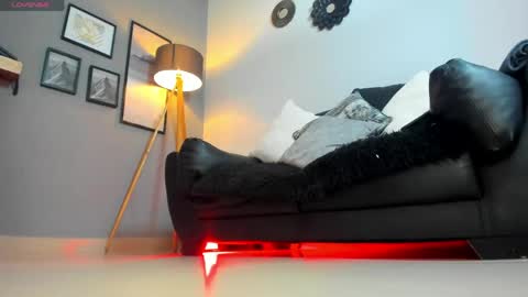 Freya online show from 04-19-26, 01:54