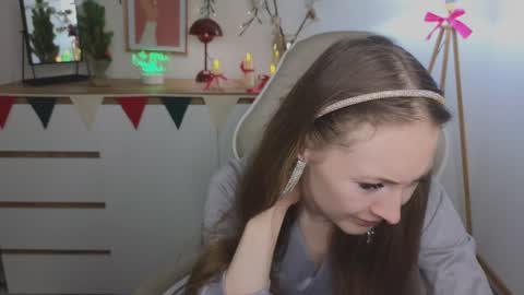 Freya online show from 12-24-24, 03:58