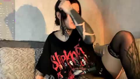 Snapshot of freyablow chatting on 07-15-26, 04:12 freyablow online show from 07-15-26, 04:12