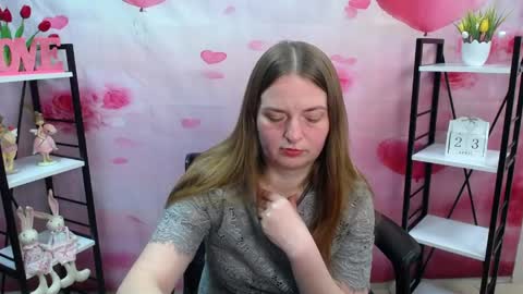 Snapshot of freyadak chatting on 04-23-26, 05:15 FreyaDak online show from 04-23-26, 05:15