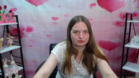 Snapshot of freyadak chatting on 04-29-26, 06:03 FreyaDak online show from 04-29-26, 06:03