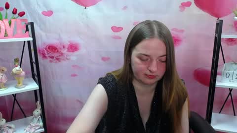 Snapshot of freyadak chatting on 05-02-26, 05:29 FreyaDak online show from 05-02-26, 05:29