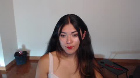 Snapshot of freyarouge chatting on 06-23-26, 05:44 freyarouge online show from 06-23-26, 05:44