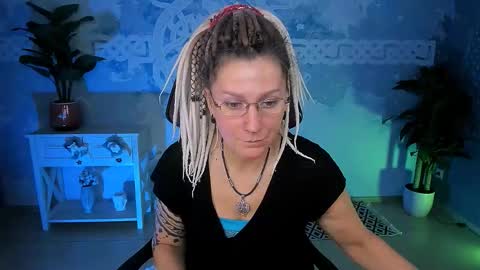 Frida Tander online show from 01-07-26, 05:10