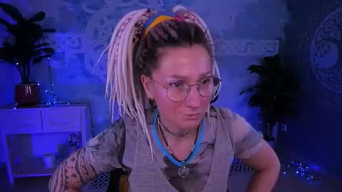 Frida Tander online show from 02-27-26, 09:09