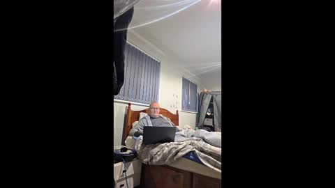 friendlydave528793 online show from 12-16-25, 08:08