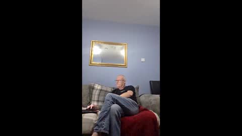 friendlydave528793 online show from 12-21-25, 01:02