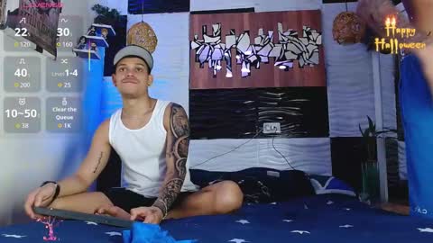 Adam y pitter online show from 10-30-25, 01:23