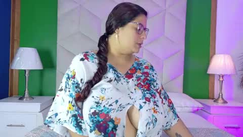 Snapshot of fromheaven_ chatting on 04-27-26, 01:09 Lucy online show from 04-27-26, 01:09