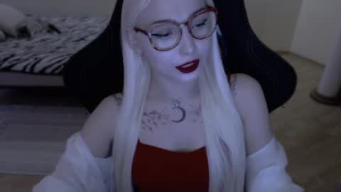 Lilith online show from 05-28-26, 03:42
