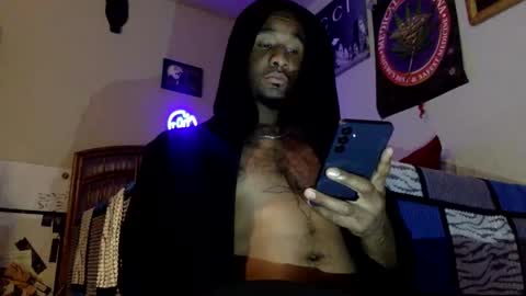 Snapshot of fromthabac chatting on 04-16-26, 02:12 fromthabac online show from 04-16-26, 02:12