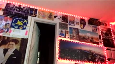 Snapshot of frozen232 chatting on 03-20-26, 03:44 Fabian online show from 03-20-26, 03:44