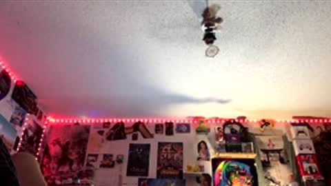 Snapshot of frozen232 chatting on 04-04-26, 04:59 Fabian online show from 04-04-26, 04:59