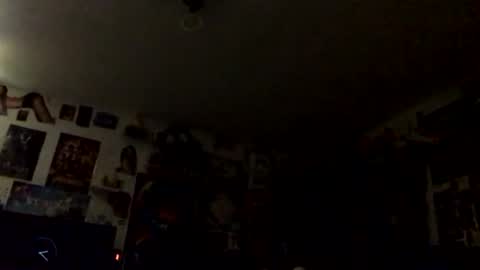 Snapshot of frozen232 chatting on 07-01-26, 07:21 Fabian online show from 07-01-26, 07:21