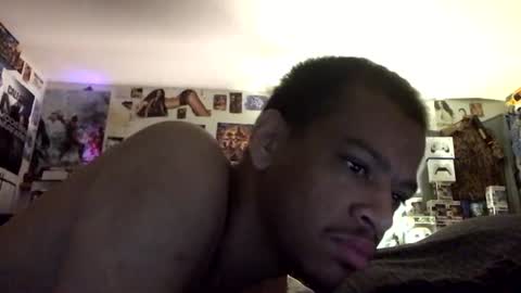 Snapshot of frozen232 chatting on 07-18-26, 02:05 Fabian online show from 07-18-26, 02:05