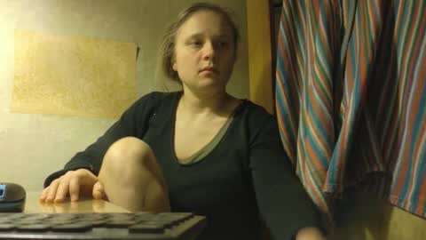 Snapshot of frumcake chatting on 01-19-26, 03:32 FrumCake online show from 01-19-26, 03:32