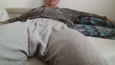 Snapshot of frycxxx chatting on 02-04-26, 11:16 frycxxx online show from 02-04-26, 11:16