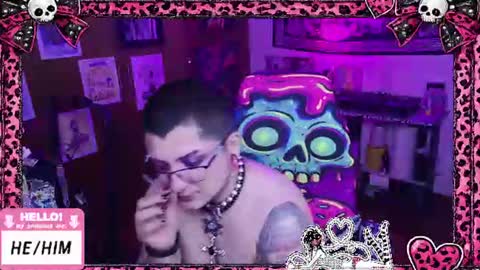 Snapshot of ftmbiggestclit chatting on 06-11-26, 07:17 Kevin online show from 06-11-26, 07:17