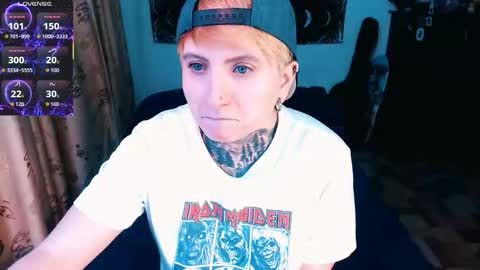          HEHIM  online show from 11-07-25, 02:33