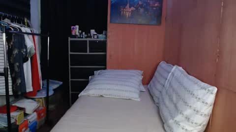 Snapshot of fuck_by_zack chatting on 02-12-25, 11:51 Zack online show from 02-12-25, 11:51