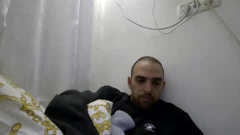 Snapshot of fuck_your_whore chatting on 01-18-26, 05:06 fuck_your_whore online show from 01-18-26, 05:06