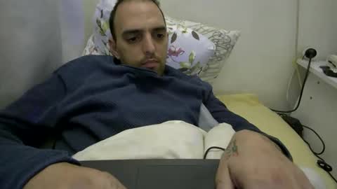 Snapshot of fuck_your_whore chatting on 02-14-26, 06:59 fuck_your_whore online show from 02-14-26, 06:59