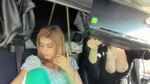 Angelique online show from 11-24-25, 11:21