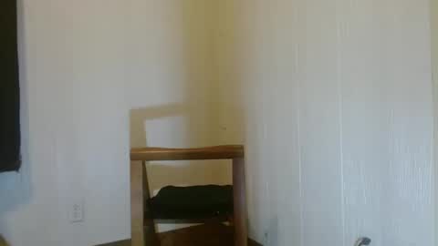 Snapshot of fuckanaries69 chatting on 10-17-25, 05:21 Aries69 online show from 10-17-25, 05:21