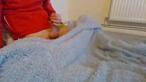 fuckbeatb online show from 11-21-25, 02:21